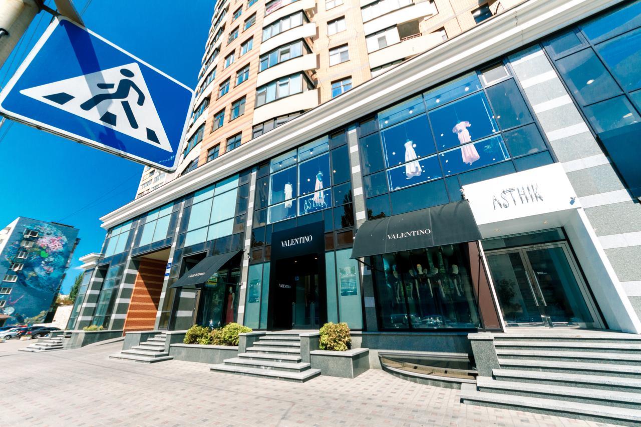 New Building Near Arena City Lesi Ukrainky 7A Kiev Luaran gambar